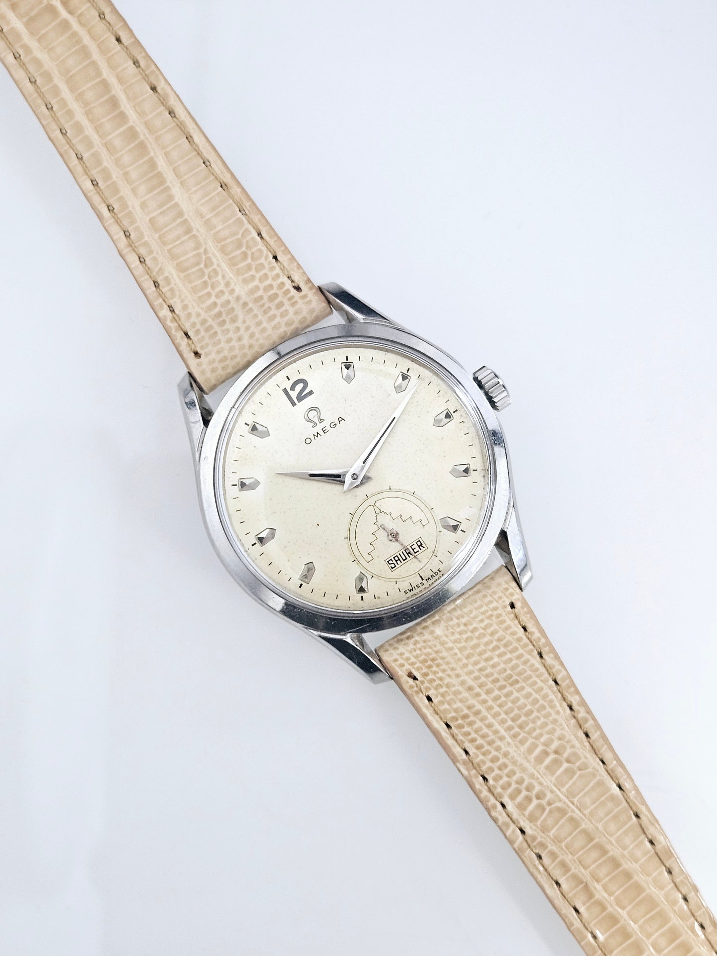 Omega - SAURER - Ref. 2639-10 - Signed Dial