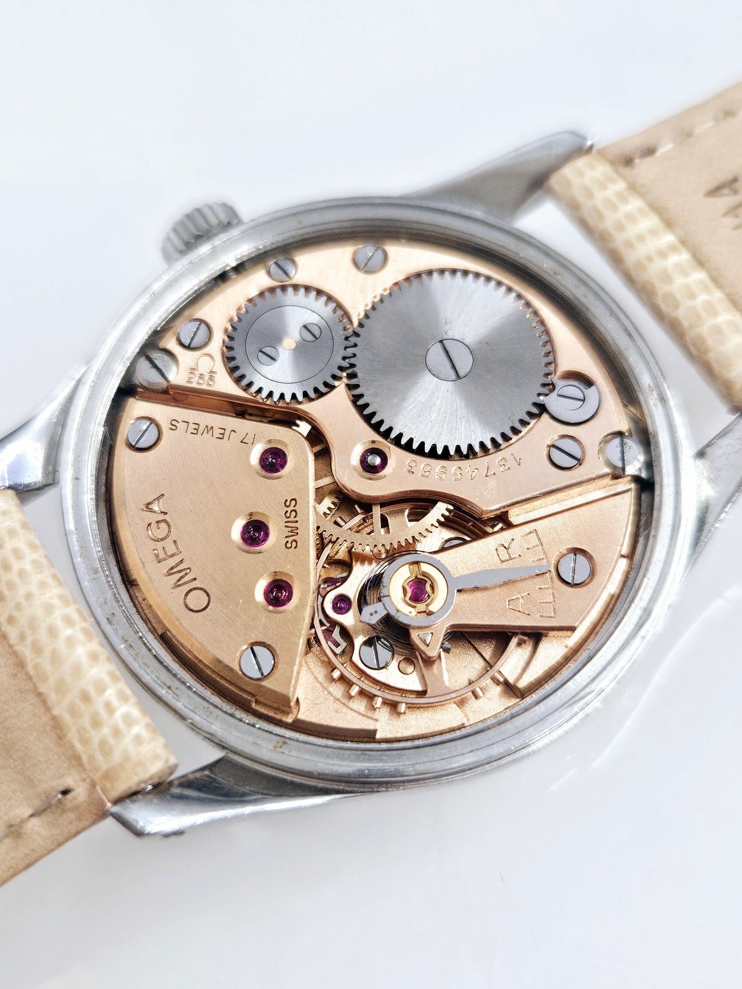 Omega - SAURER - Ref. 2639-10 - Signed Dial