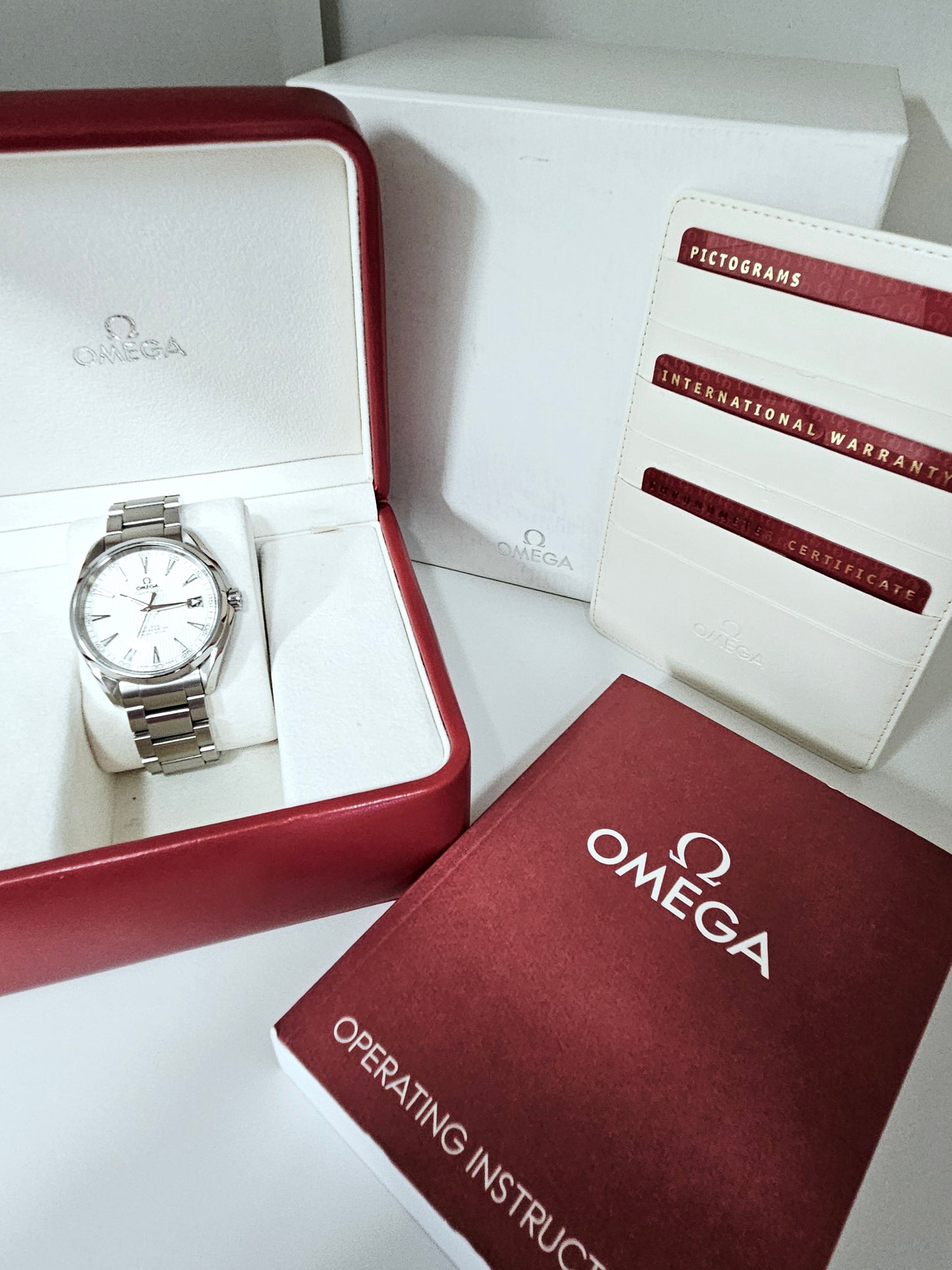 Omega - Seamaster - Aqua Terra - 150M - Ref. 231.10.42.21.02.001 - Box & Paper