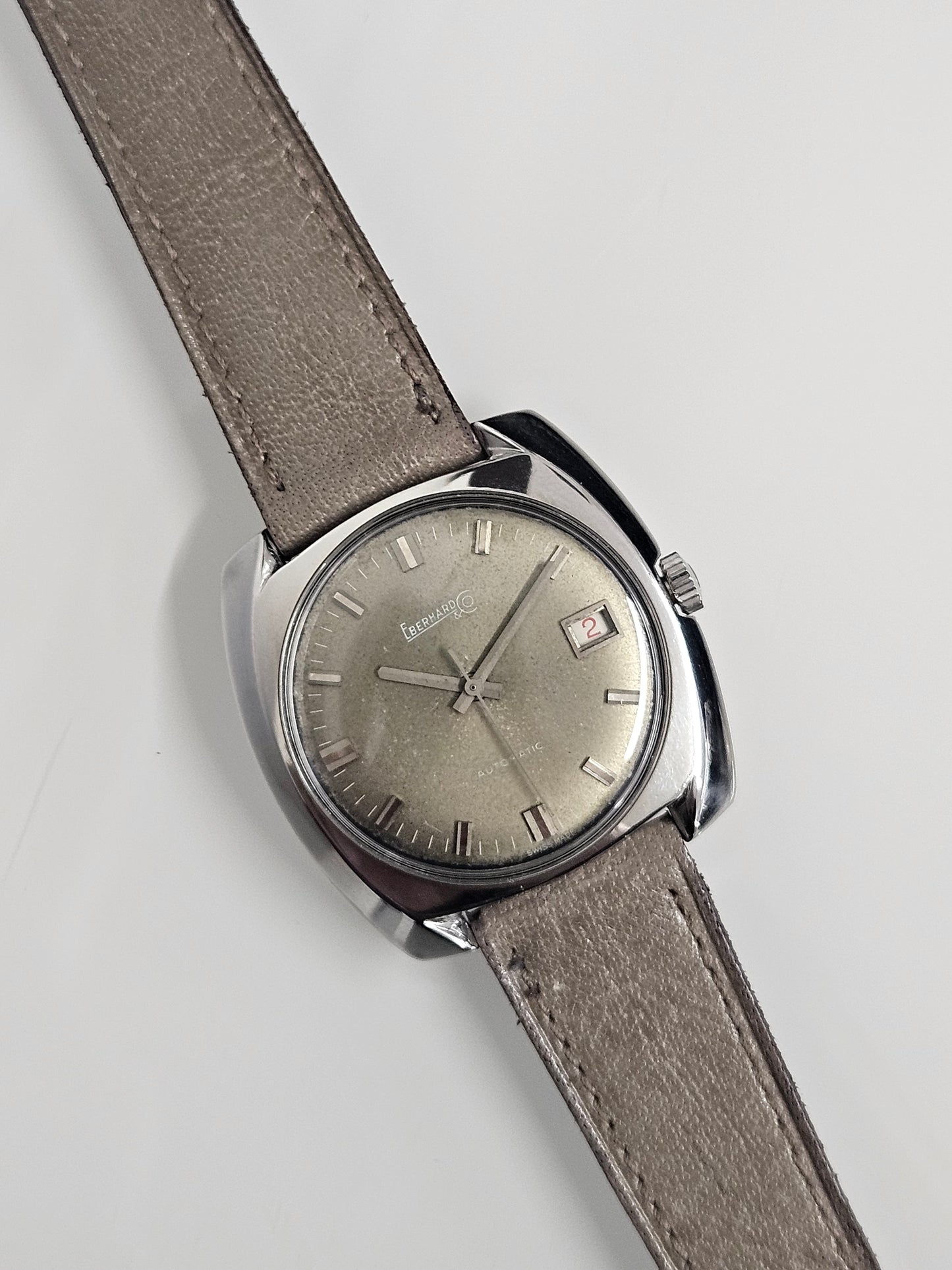 Eberhard & Co. - Date Roulette - Vintage Automatic - Cushion Steel Case