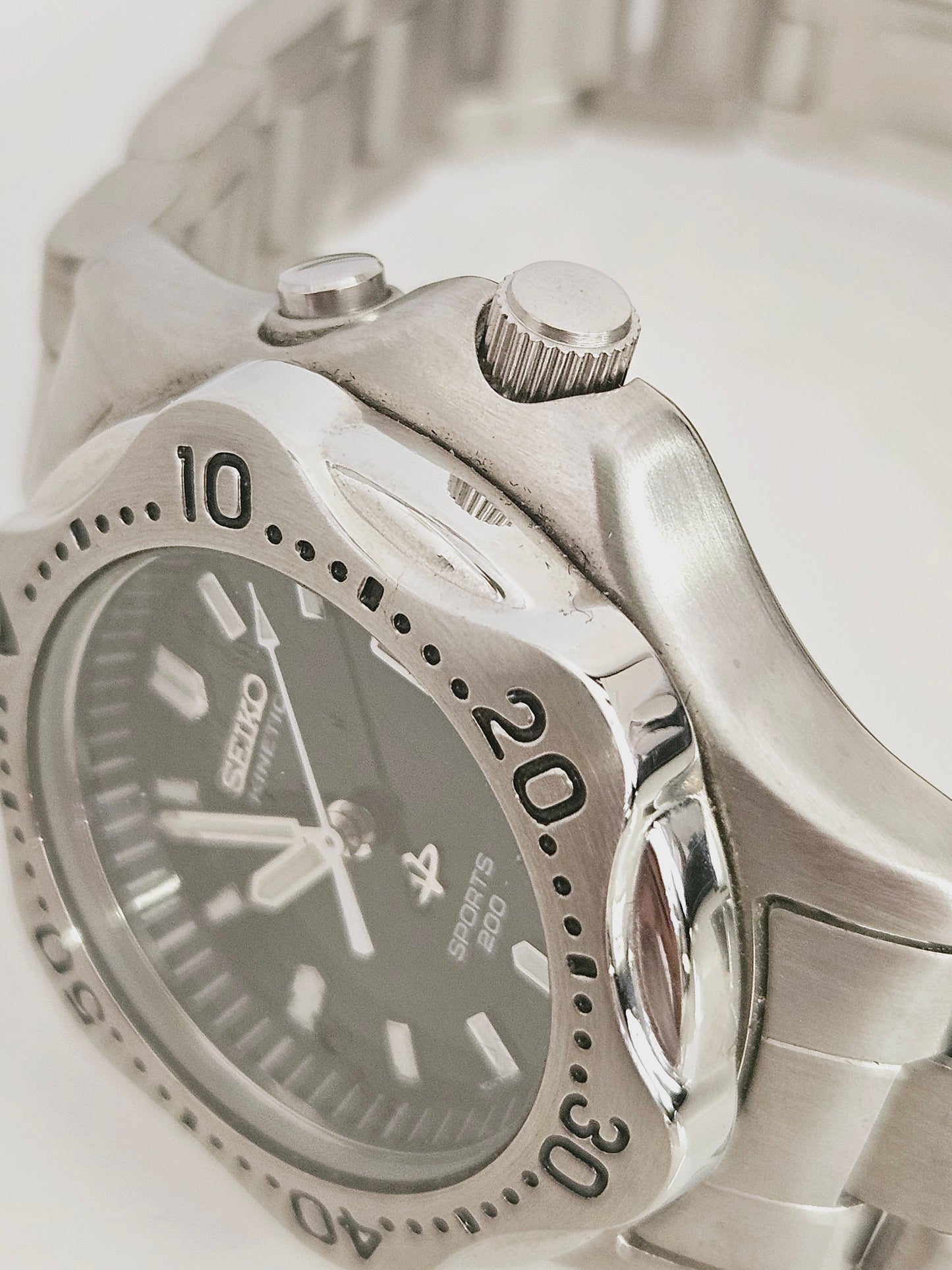 Seiko Kinetic - Sports 200 - Ref. 3M22-OB60 - Nos Diver