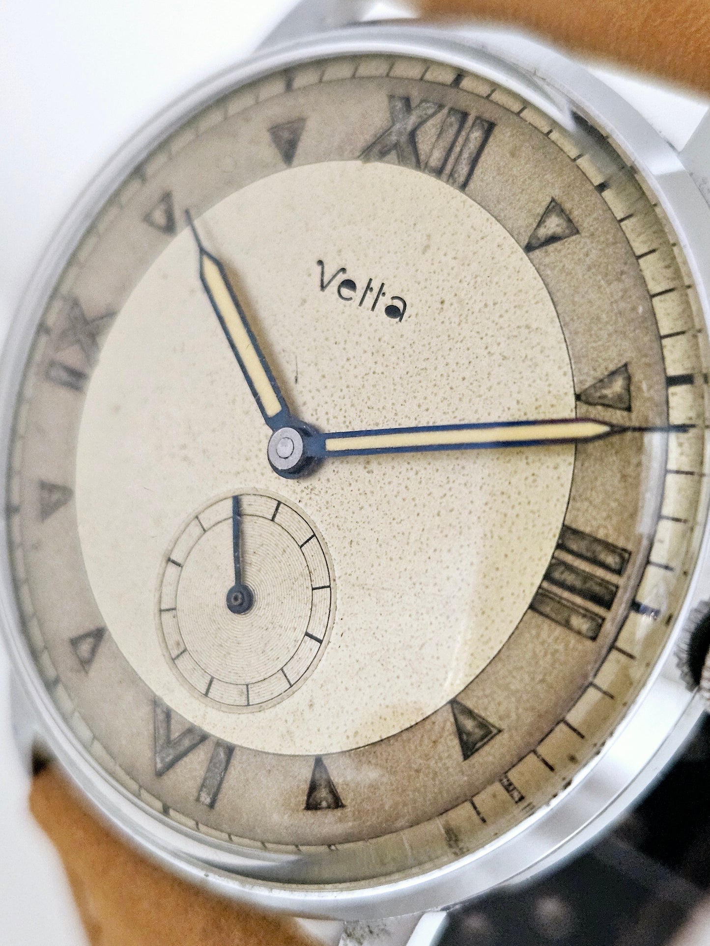 Vetta - Oversize - Bitonal Sector Dial - Vintage Watch - 1940s