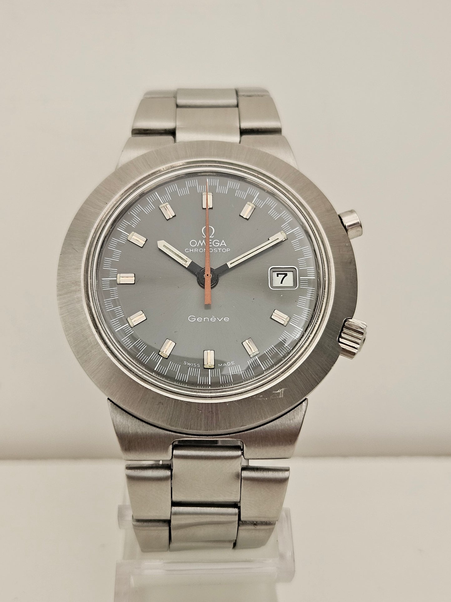 Omega - Chronostop Geneve - Racing Dial - Ref. 146.012 - Cal. 920