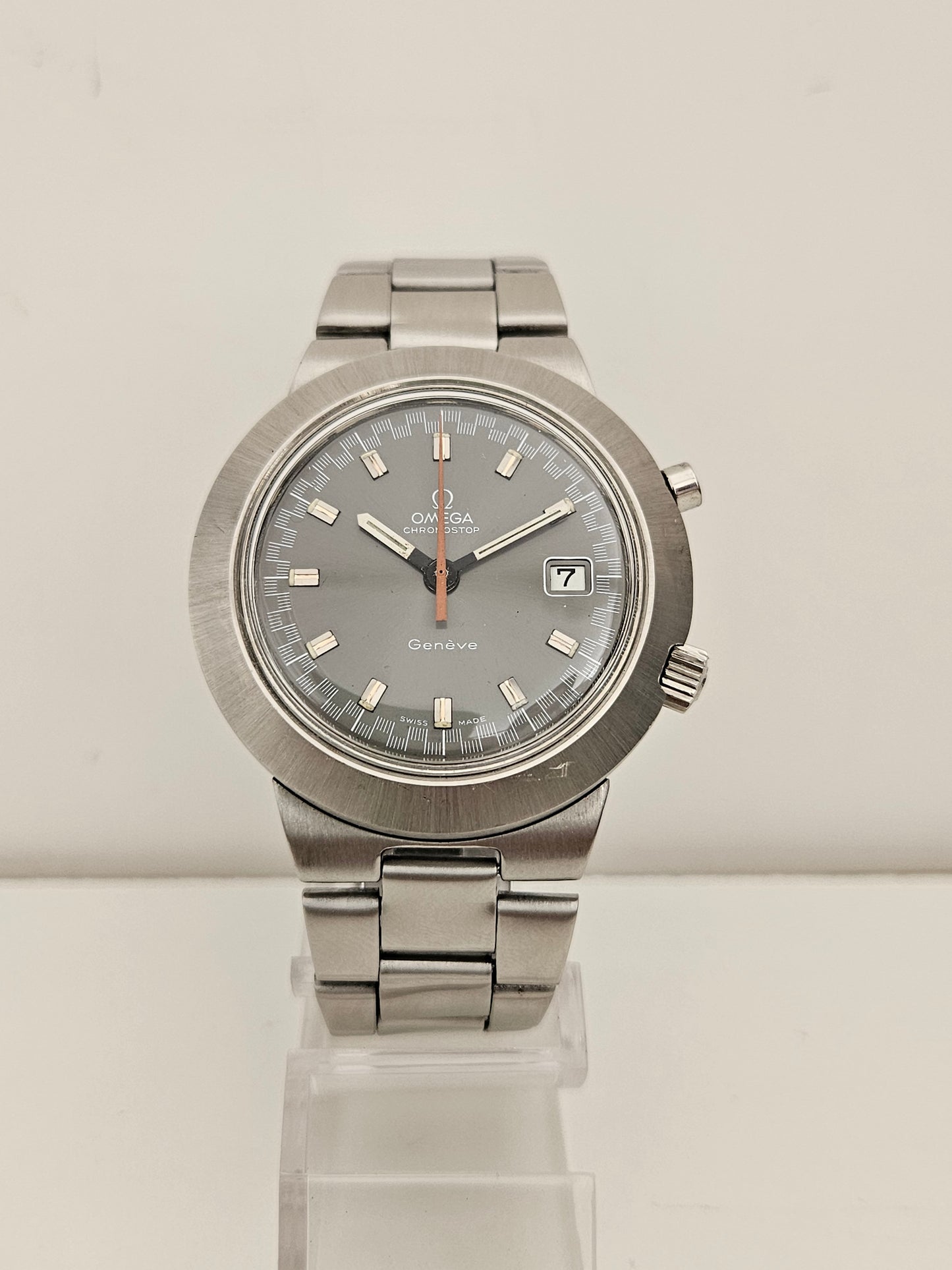Omega - Chronostop Geneve - Racing Dial - Ref. 146.012 - Cal. 920