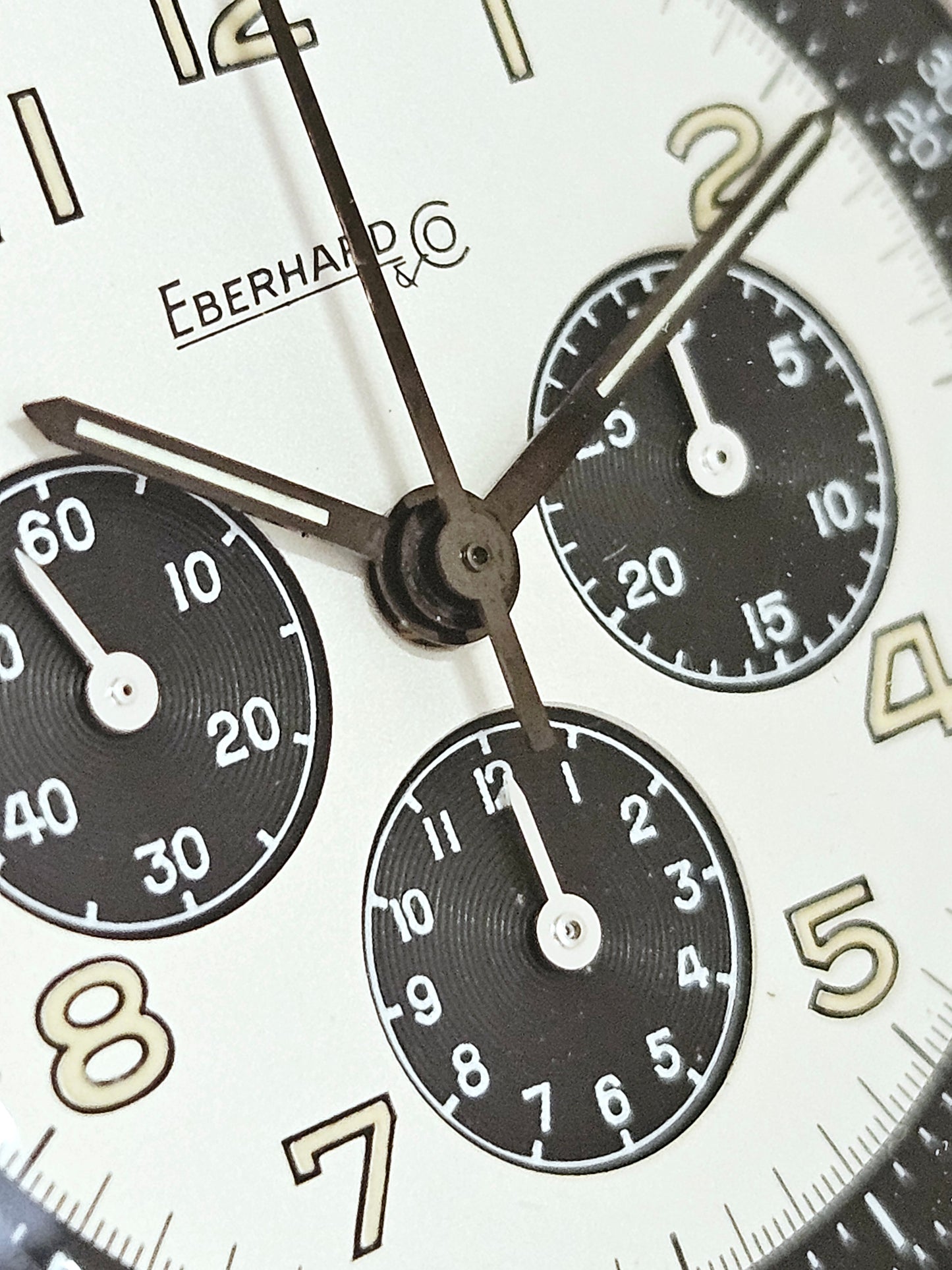 Eberhard & Co. - Mod. Aviograf - Ref. 31018 - Prima Serie - Tricompax Panda Dial