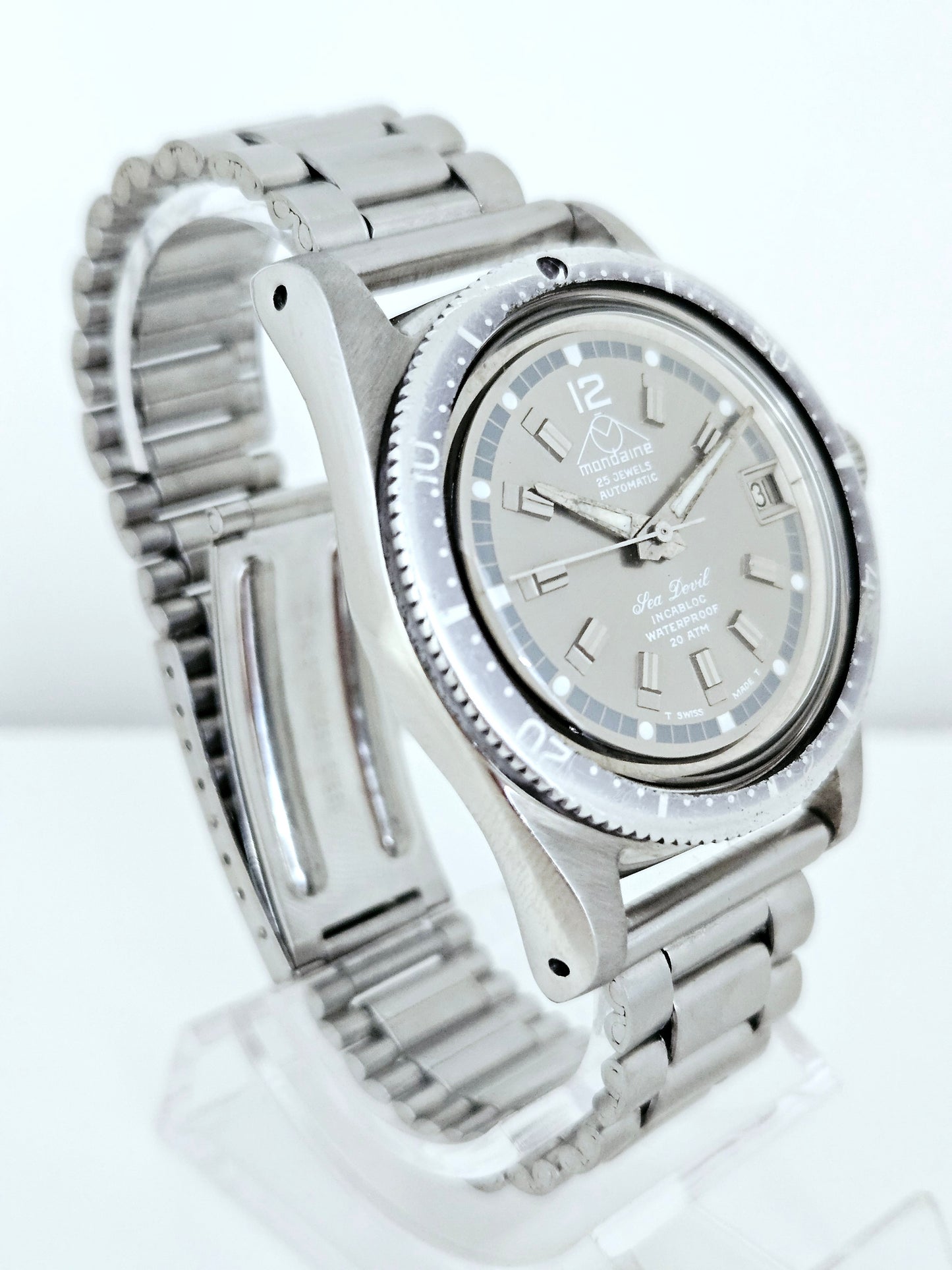 Mondaine - Sea Devil - Ref. 1300 - Calypsomatic Case - Diver 20 Atmos