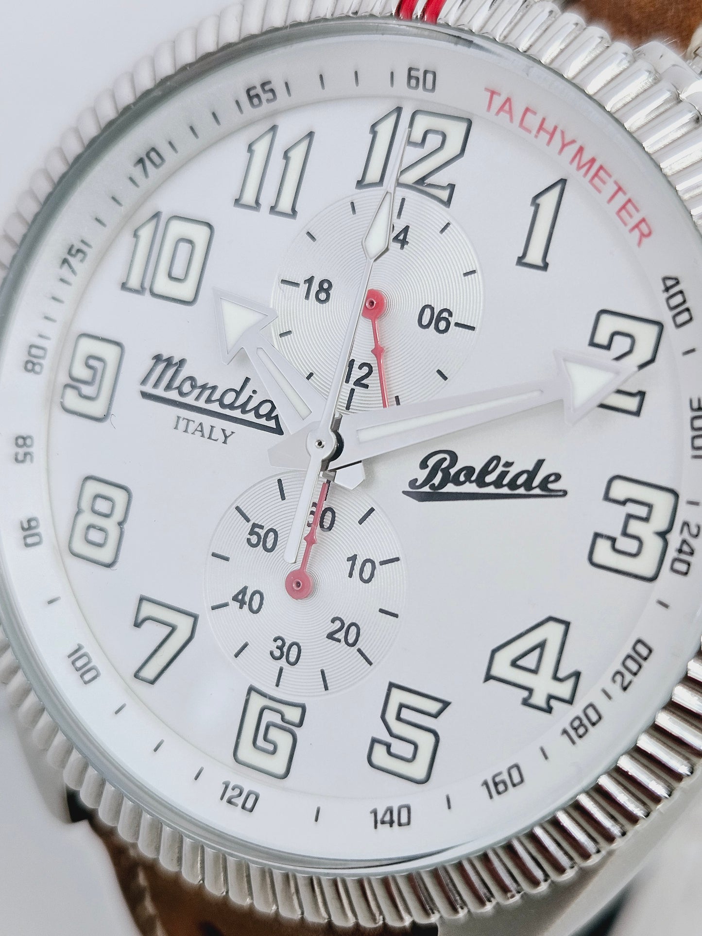 Mondia - Bolide - BullHead Chronograph - Full Set