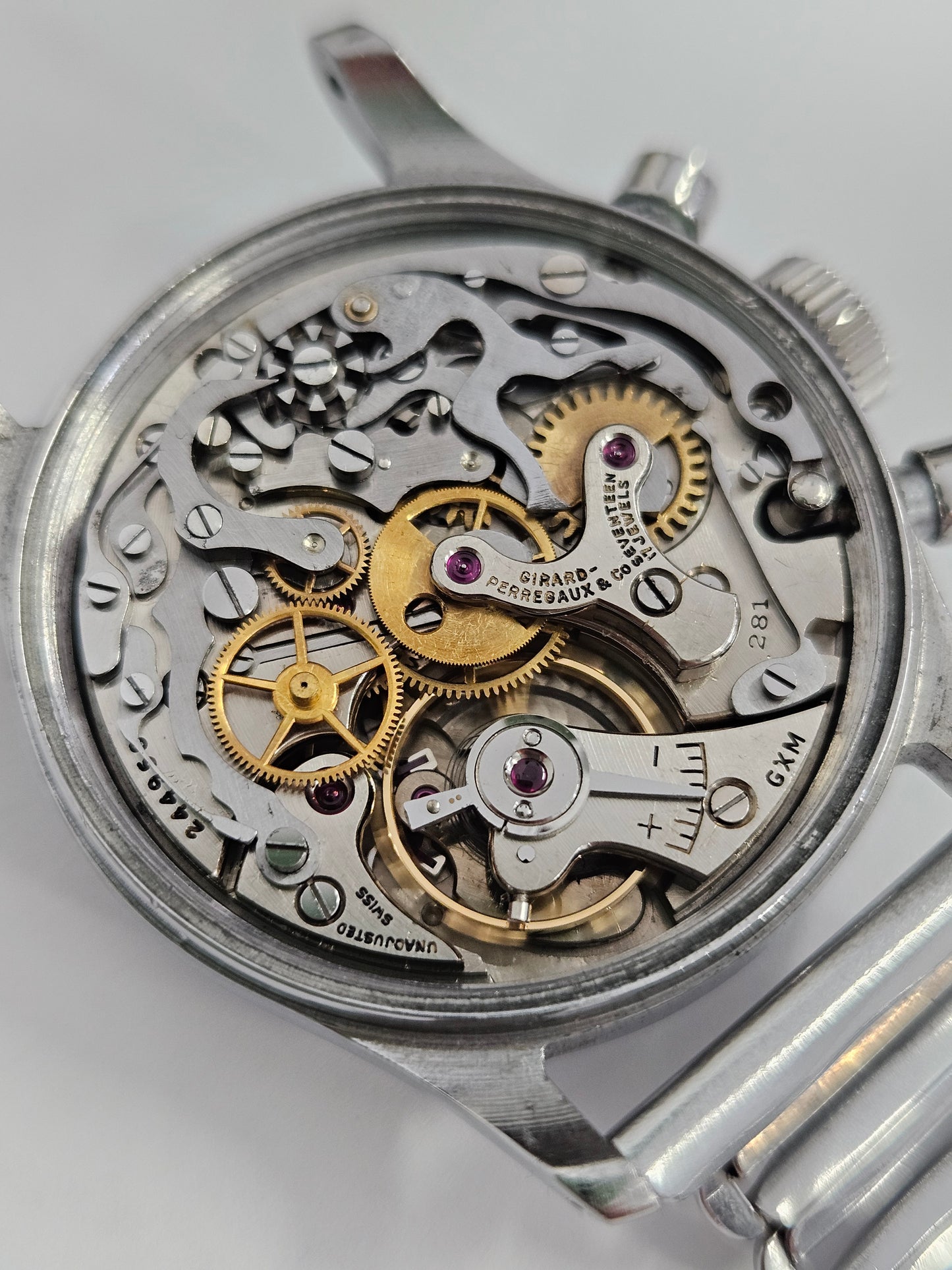 Girard Perregaux – Compax Ref. 22209 Chronograph – Cal. Universal Genève 281