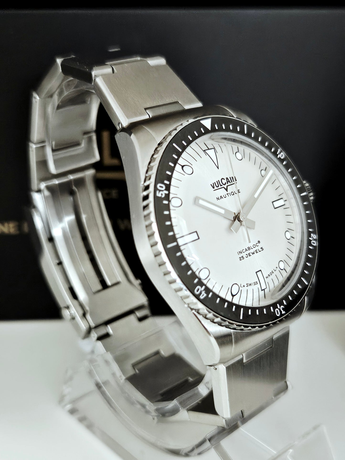 Vulcain - Nautique Skindiver - Polar x Angelini - Limited Edition 17/20