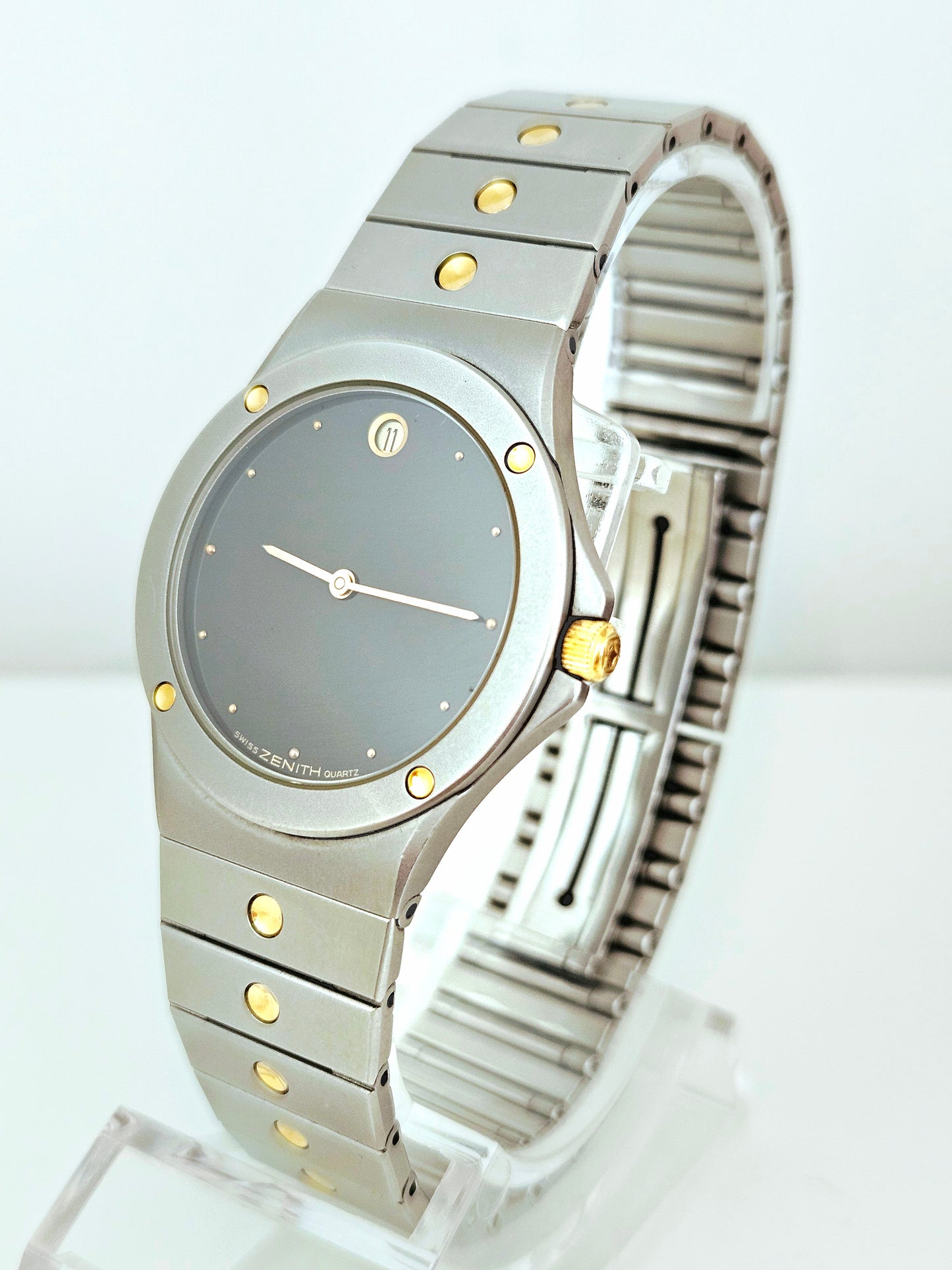 Zenith - Pacific - Ref. 49.0020.615 - Gold&Steel - W/Box