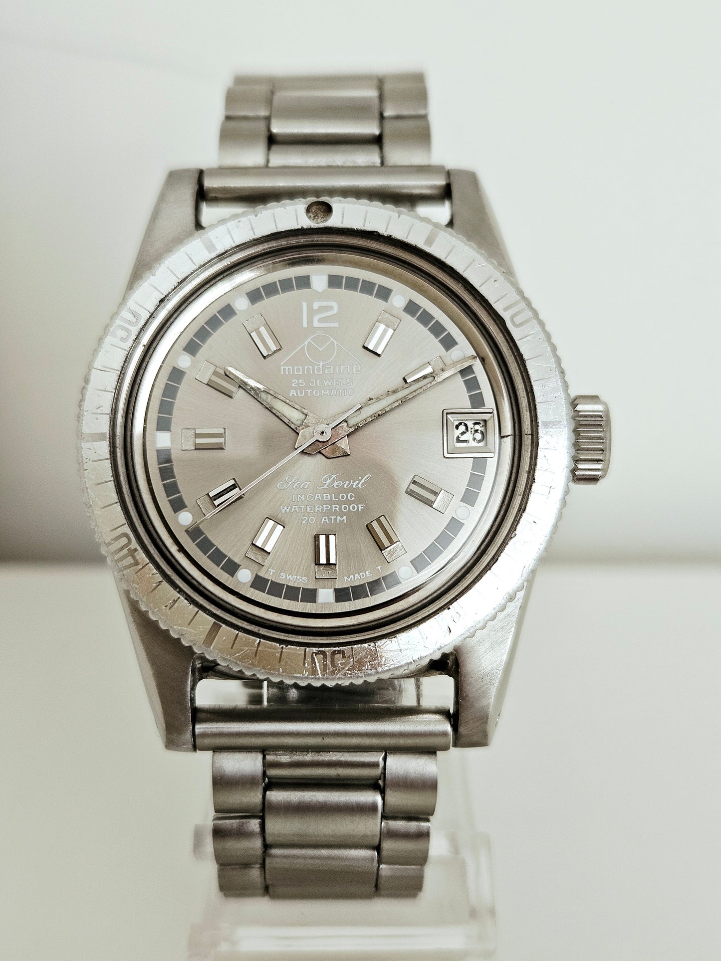 Mondaine - Sea Devil - Ref. 1300 - Calypsomatic Case - Diver 20 Atmos