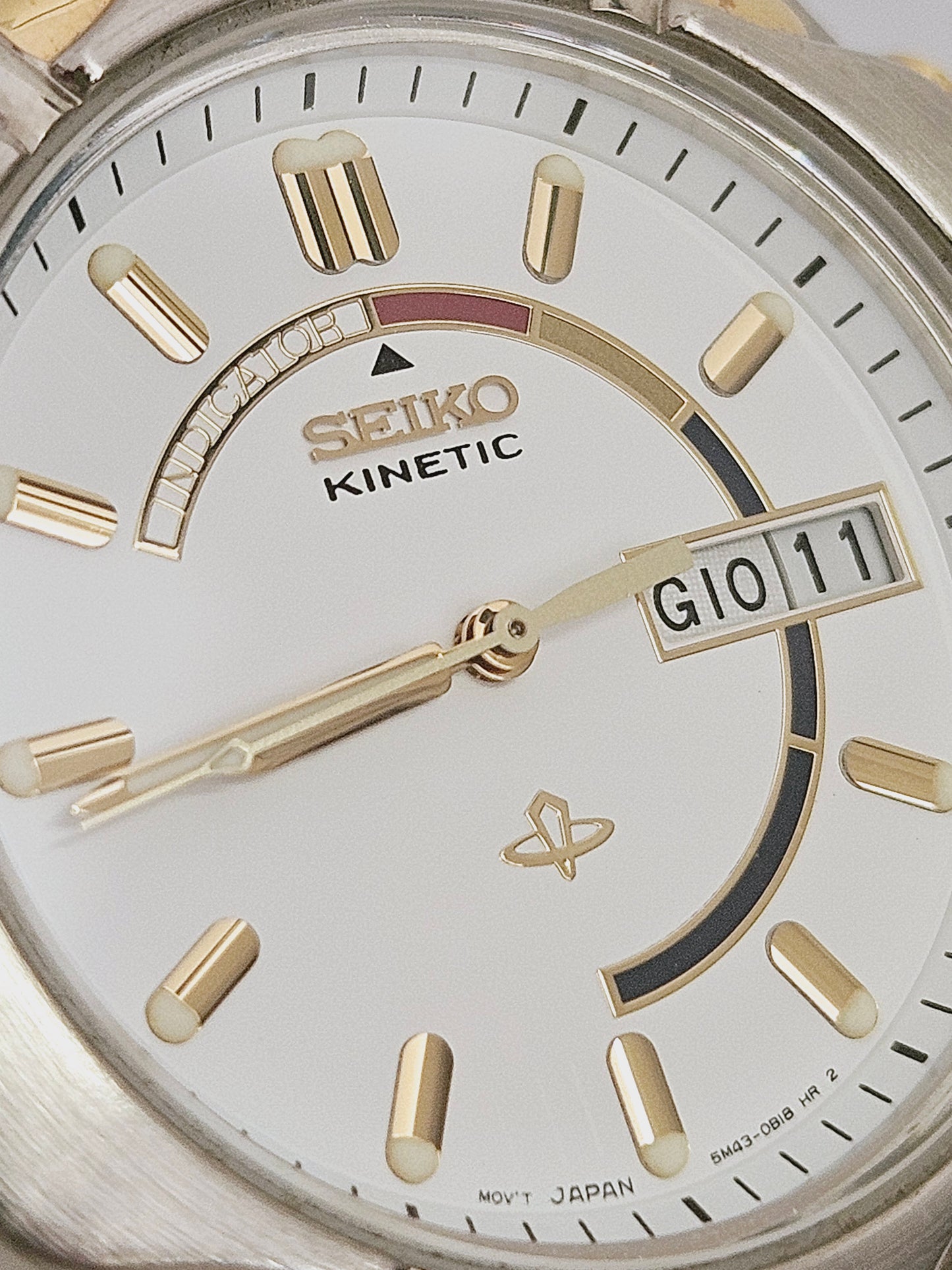 Seiko Kinetic - Ref. 5m43-OA70 - Gold Steel - Nos