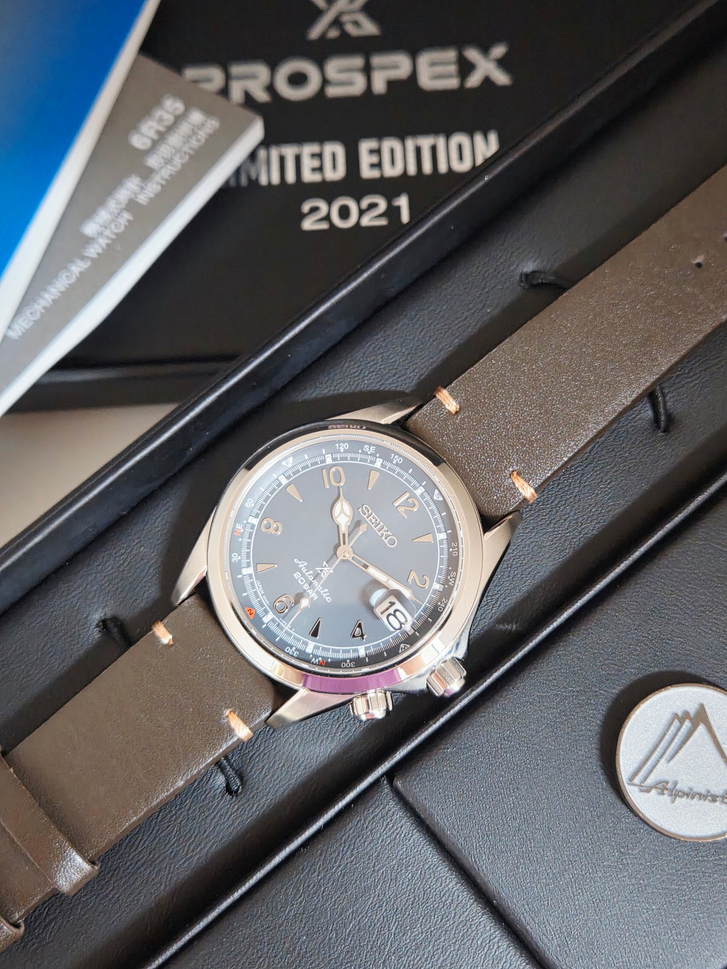 Seiko Prospex Alpinist - Mountain Sunset - Ref. SPB201J1 - Limited Edition 1570/2021