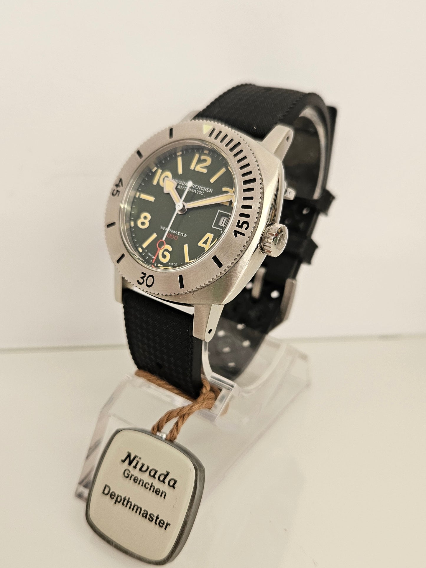 Nivada Grenchen - DepthMaster - Ref. 14103A - Sunray Green - Full Set