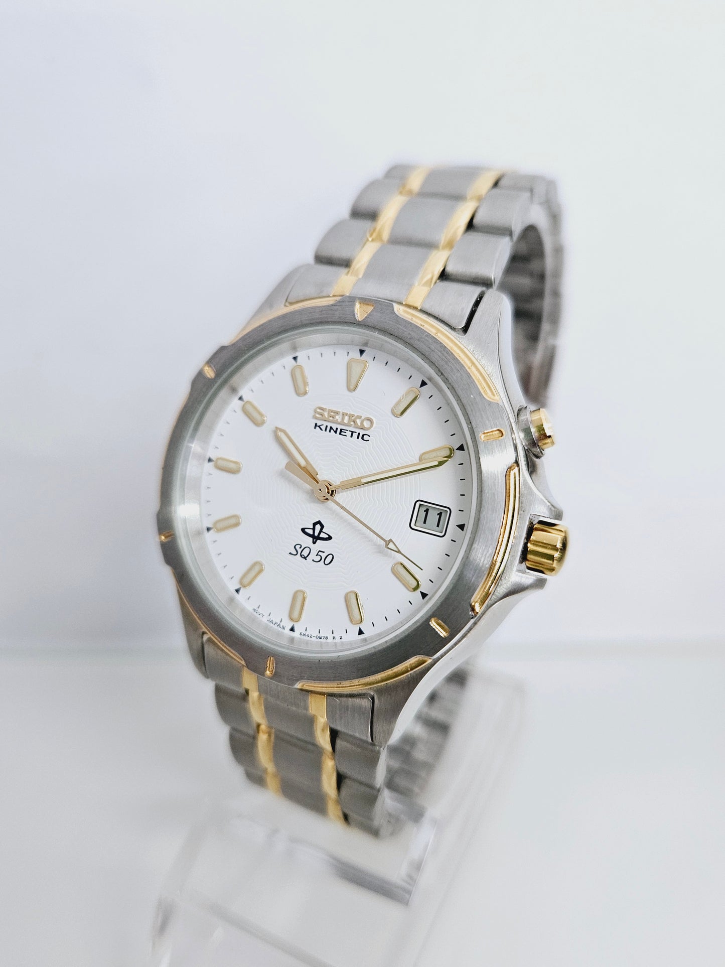 Seiko - Kinetic Sq50 - Ref. 5m42-0B20 - Gold Steel - Nos