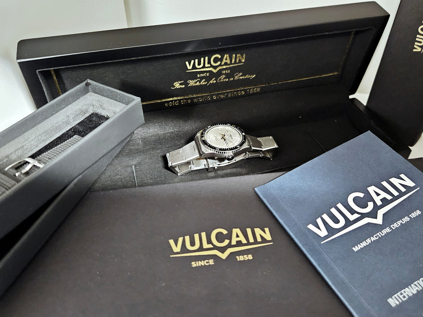 Vulcain - Nautique Skindiver - Polar x Angelini - Limited Edition 17/20