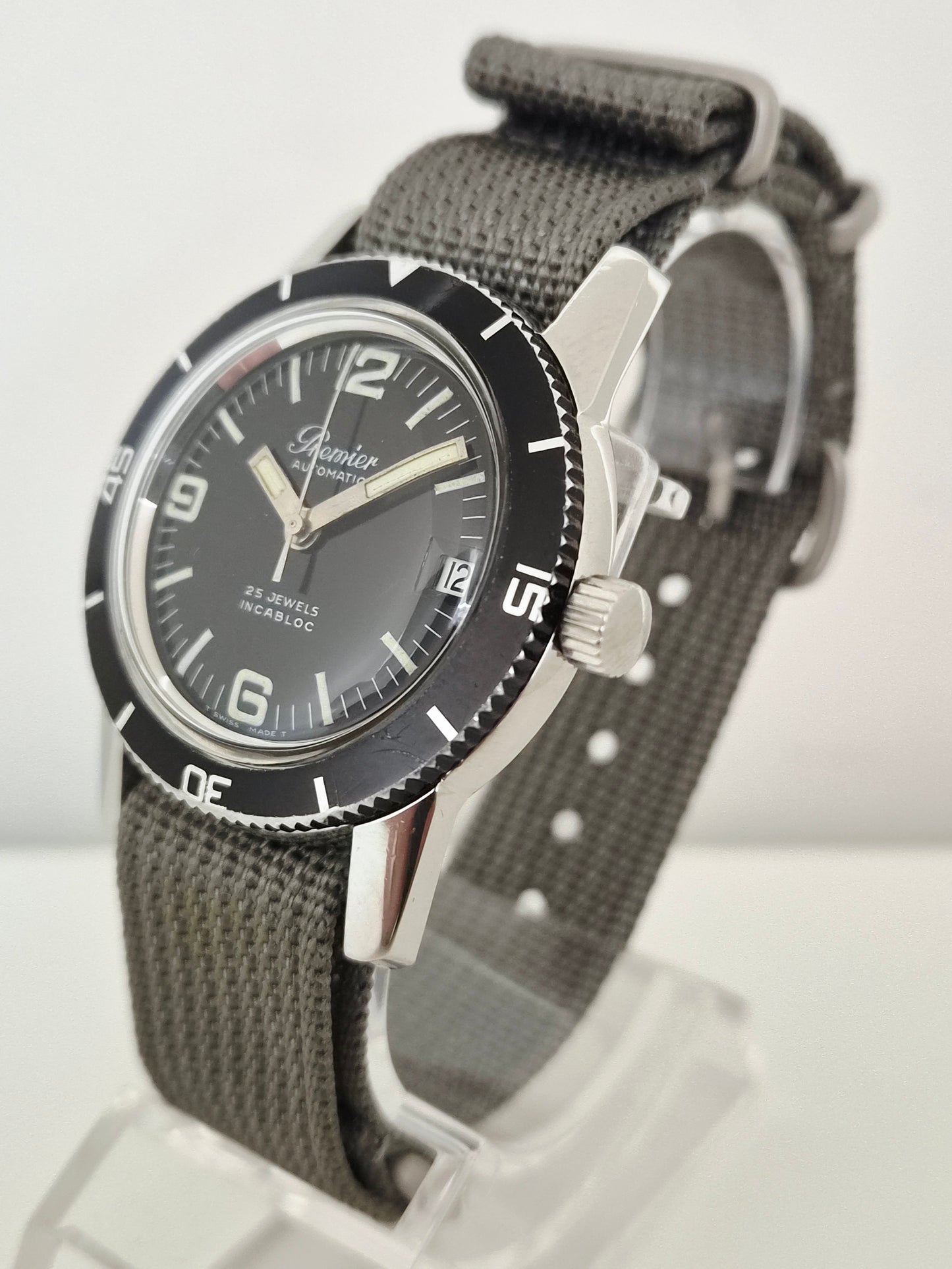 Premier - Skin Diver - 20 Atm - Steel Case - Automatico