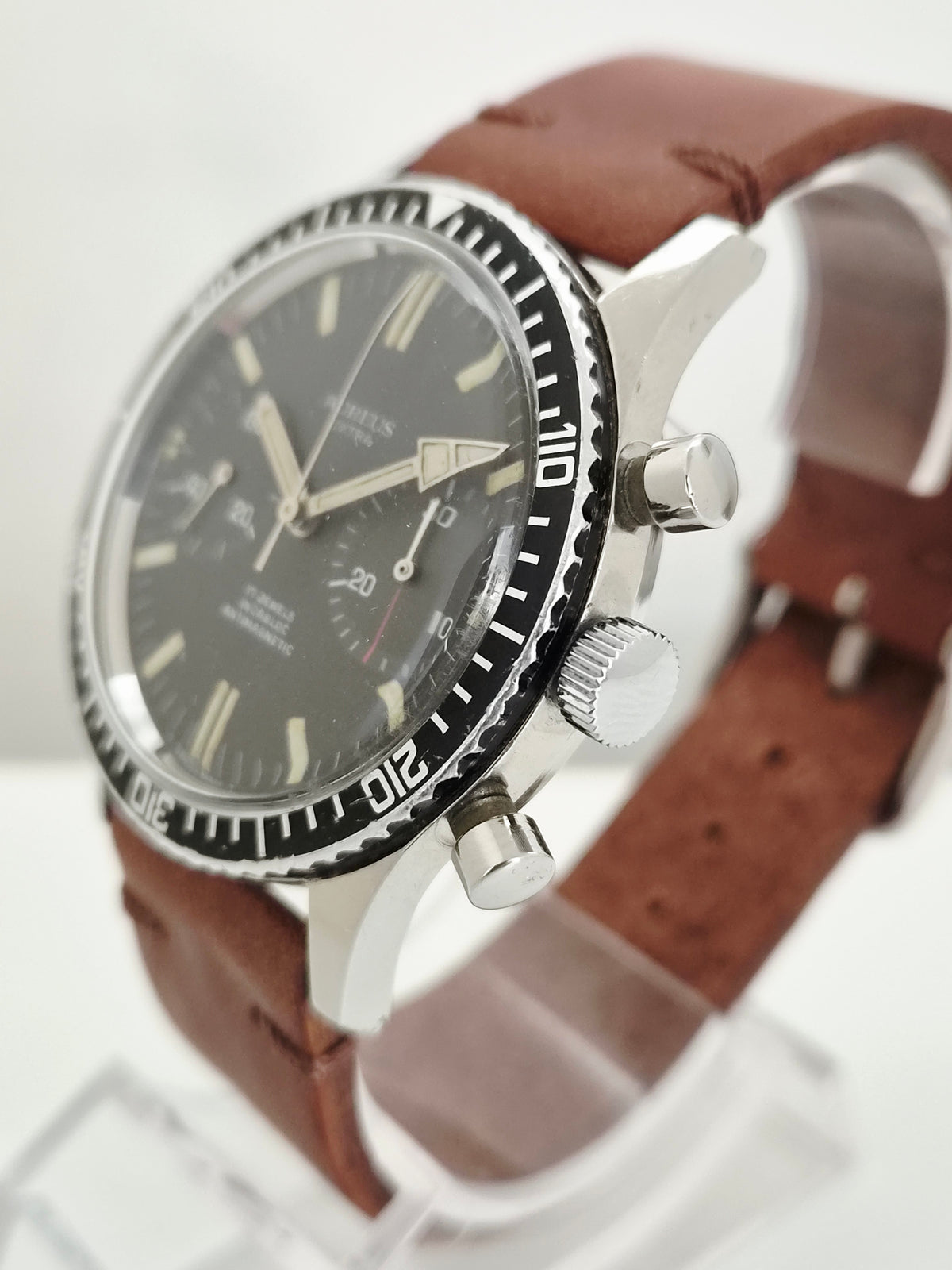 Aureus Extra - Diver Chronograph - Valjoux 7730 - Steel Case - Salazar Mark