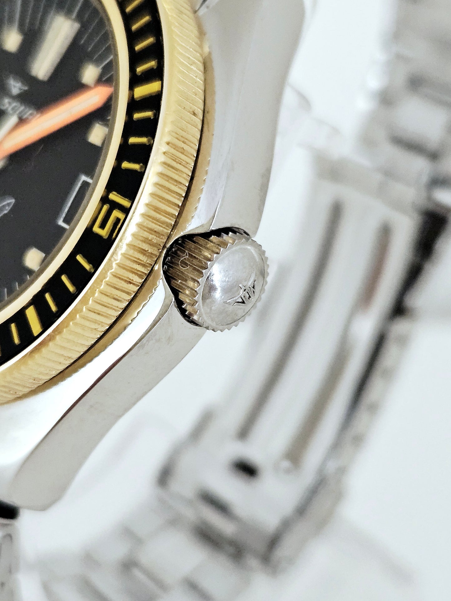 Squale Medium - Asymmetric Case - 30 ATM - Von Büren SA