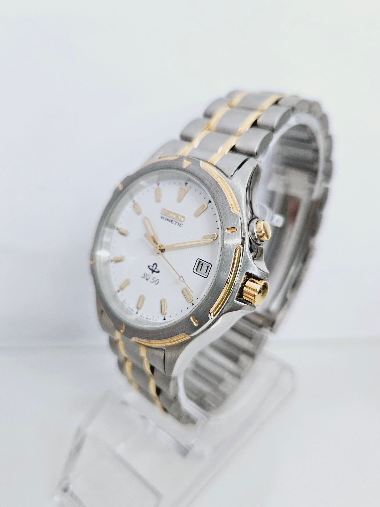 Seiko - Kinetic Sq50 - Ref. 5m42-0B20 - Gold Steel - Nos